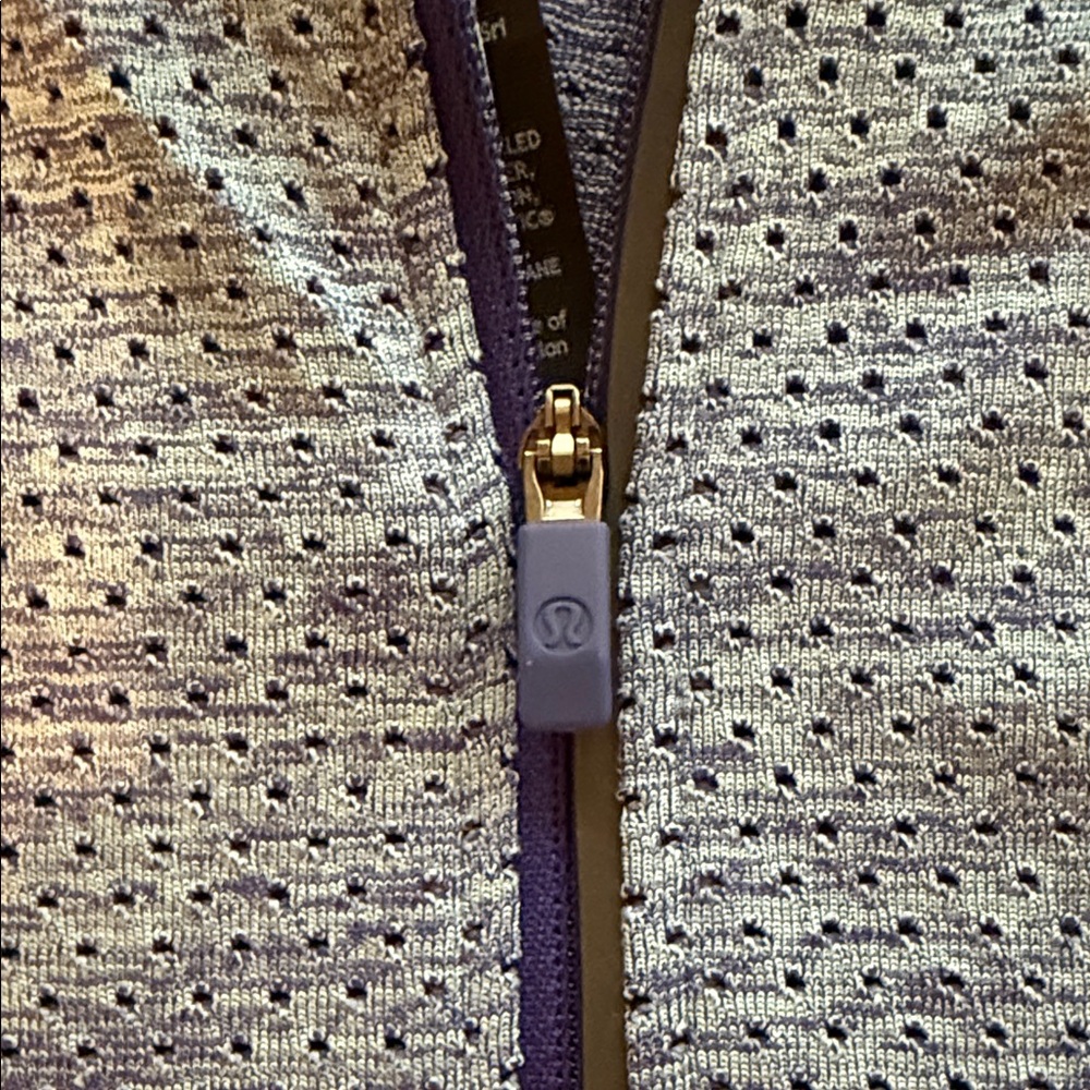 lululemon Men's Heathered Blue Metal Vent Tech Half Zip - Picture 4 of 5